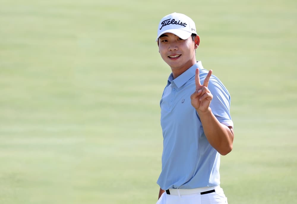 루키 안지민, KPGA 선수권대회 2R 공동 선두…3위권과 1타차