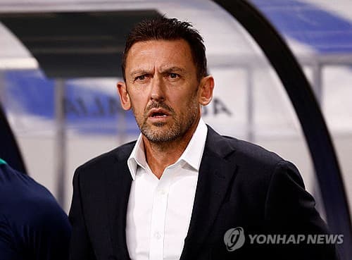 포포비치 호주 감독, 2027 아시안컵까지 계약 연장