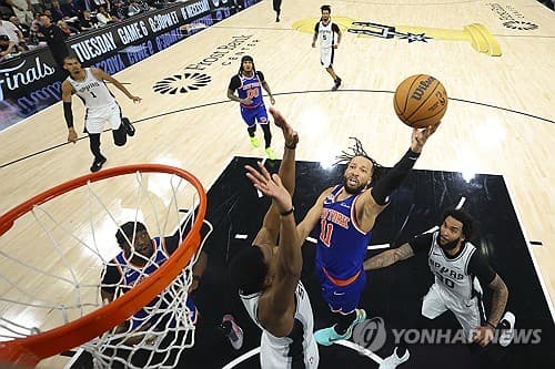 뉴욕 닉스, 53년 만에 NBA 우승 달성...샌안토니오 스퍼스 제압