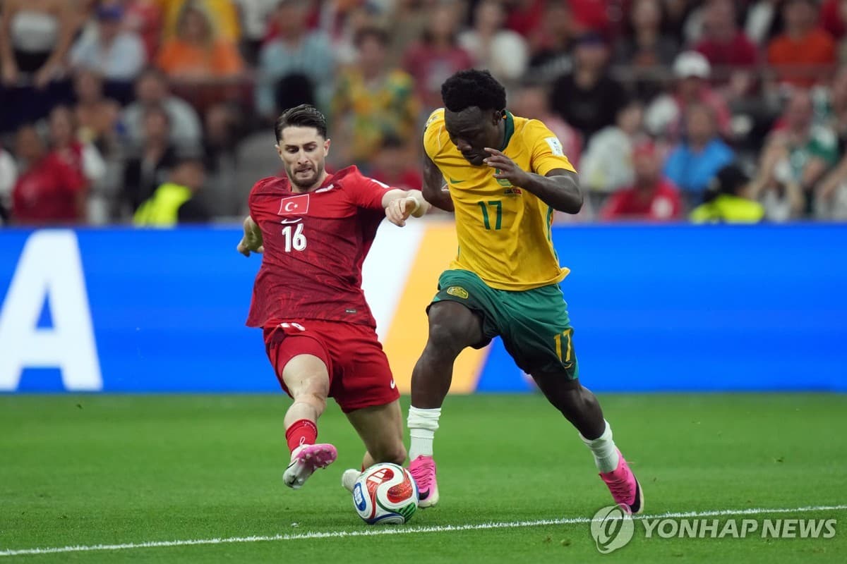 호주, 선수비 후 역습으로 튀르키예 2-0 제압…2026 월드컵 예선