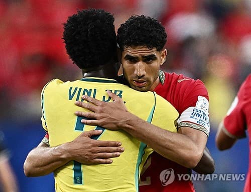 '공동주최국 언어도 못쓰나'…월드컵 공식회견 언어규정 논란