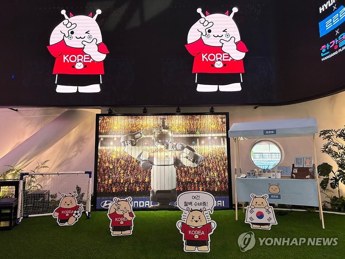 월드컵 무대서 일본 기업 스폰서 완전히 사라져...한중 기업에 밀려